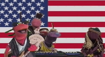 Wolfgang and Dirty, Jim, Socks rock out to some patriotic music